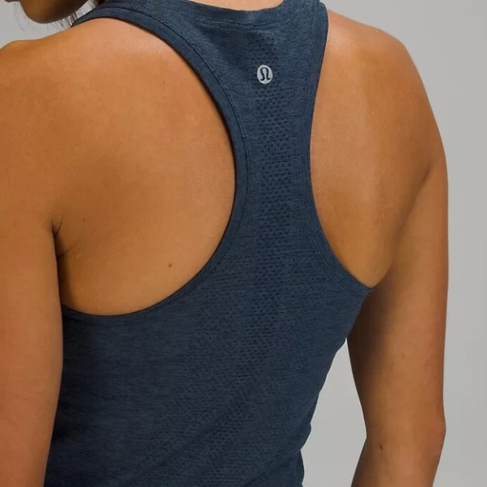 Lululemon EUC Swiftly Tech Racerback Tank Top 2.0 Waist Length Size 10 Blue - Picture 3 of 15